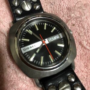 腕時計　ディーゼル　DZ-2125 クォーツ　パンク　ロック　美品　スタッズ