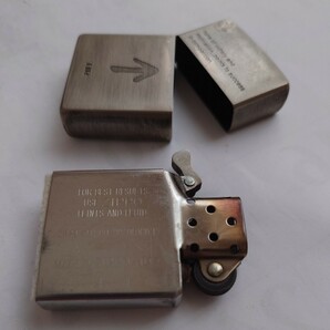 「ZIPPO(ジッポー)」オイルライター BRADFORD,PA. MADE IN U.S.A付属品付(本体、石、オイル缶 ) 喫煙グッズの画像5