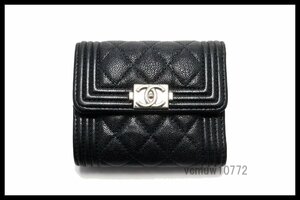 近年モデル希少美中古■CHANEL 28番台 ボーイシャネル SV金具 レザー 3つ折り財布 シャネル■0328at27885