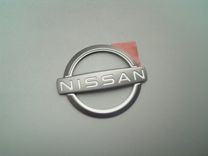 日産純正 新 NISSANロゴ CI エンブレム (小) ZE1 ZE0 リーフ E13 E12 E11 ノート Z12 Z11 キューブ K13 K12 マーチ M35 ステージア