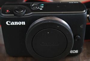 EOS M10 本体のみ 中古