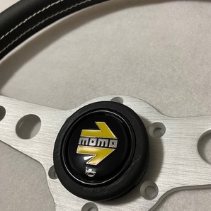 新品 社外 MOMO ステアリング ハンドル prototipo プロトタイプ シルバースポーク ホーンボタン付き レザー スポーツ レーシング 345mmの画像2