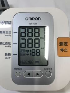 1-240320-58 OMRON 自動血圧計　HEM-7200 上腕式