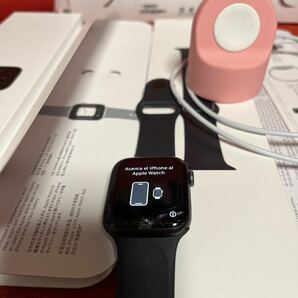 画面割れ正常動作品 アップルウォッチ SE スペースグレイ 44mm Apple Watch の画像2