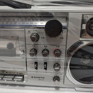 【動作確認済】SANYO MR-V8 FM/AM 2バンド ラジオステレオカセットレコーダー 三洋電機 ラジカセの画像4