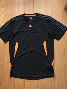 adidas アディダス 半袖Tシャツ メンズL ブラック×オレンジ系 CLIMACOOL メッシュ スポーツ タウンユース 良品 送料無料 
