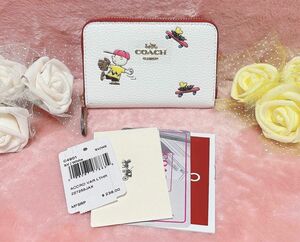 新品未使用　コーチ　COACH×PEANUTS コインケース　新品未使用