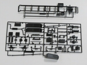 代引き可能! ショートシャーシ 一式 黒 大型用 アオシマ 1/32