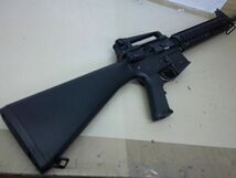 36 送140サ 0506$B19 メーカー不明 電動ガン Ｍ１６Ａ４ ＦＮ刻印 マガジンなし 中古品_画像2