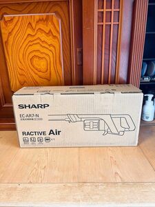 [新品未開封・送料無料] シャープ コードレススティック掃除機 RACTIVE Air ラクティブエア ゴールド EC-AR7