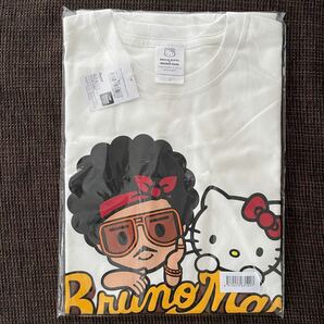 ブルーノマーズ コラボ Bruno Mars ブルーノ Bruno ハローキティ HELLO KITTY Tシャツ T-SHIRT 新品 White サンリオの画像2