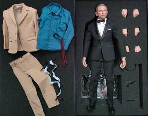 ○新品 1/6 ジェームズ・ボンド　アクションフィギュア　007　ダニエル・クレイグ　タキシード　別売カスタムスーツ