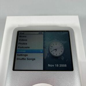 Apple iPod classic アイポッド クラシック 120GB シルバー PB562J/Aの画像4
