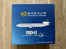 JC Wings マンダリン航空　MD-11 1/200_画像1