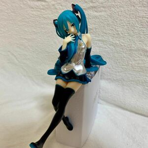 初音ミク フィギュア 黒星紅白 ぬーどるストッパーフィギュア フリュー