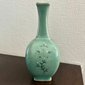 青磁風のアンティークの花瓶　骨董品