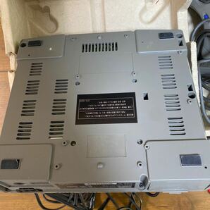 2403I55 SEGA SATURN HST-0001 セガサターン ゲーム機 箱付き 通電のみ確認 コレクション 現状品の画像6