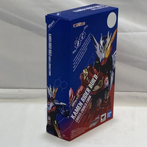 【中古】開封)BANDAI S.H.Figuarts 仮面ライダービルド クローズビルドフォーム フィギュア 劇場版 [240019408932]_画像3