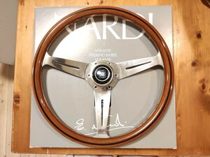 ナルディ NARDI クラシック ウッド ステアリング 36パイ ホーンボタン 付き　ハンドル　ヴィンテージ　