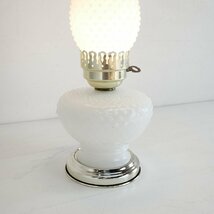 1960's ホブネイル ミルクガラス テーブルランプ / アメリカ オイルランプ風 ヴィンテージ アンティーク照明 #602-15-55-250_画像3