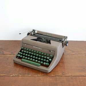 1950s antique typewriter [#4349]ROYAL Royal typewriter Company green key America office miscellaneous goods 