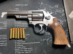 東京マルイ ガスリボルバー S&W M66 M19 コンバットマグナム 木製グリップ リアルカート