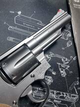 東京マルイ ガスリボルバー S&W M66 M19 コンバットマグナム 木製グリップ リアルカート_画像6