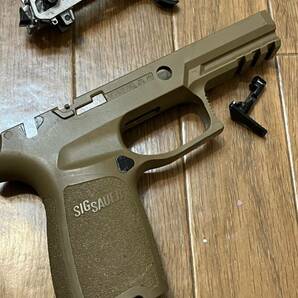 LayLax  SIG AIR Proforce P320 M17 ライラックス CO2 フレーム一式の画像2