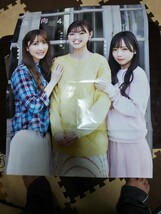 □　斎藤京子　佐々木美玲　加藤史帆　日向坂46 両面ポスター_画像1