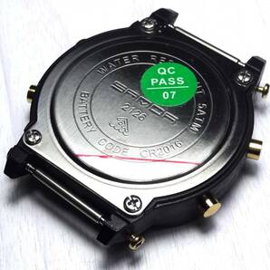 DW-5600 スピードモデル 互換モジュール 反転液晶 ゴールド デジタルウォッチ 腕時計の画像3