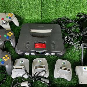 24@任天堂 NINTENDO64 NUS-001本体 Nintendo コントローラー NUS-005等まとめて 通電のみ確認済み 中古ジャンクの画像6