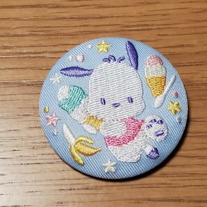 サンリオキャラクターズ 刺繍缶バッジ ポチャッコ 美品の画像1