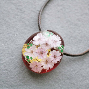 桜のとんぼ玉ガラスペンダント金箔入り 2の画像1
