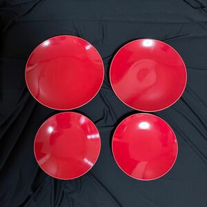 赤いお皿　大中２枚ずつ　４枚セット　ジェンガラケラミック