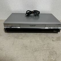 Panasonic パナソニック S-VHS ビデオデッキ NV-SV110_画像1