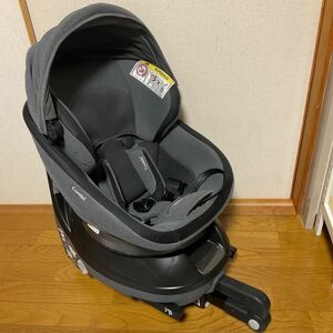 Combi チャイルドシート クルムーブスマート ISOFIX 　JJ-650