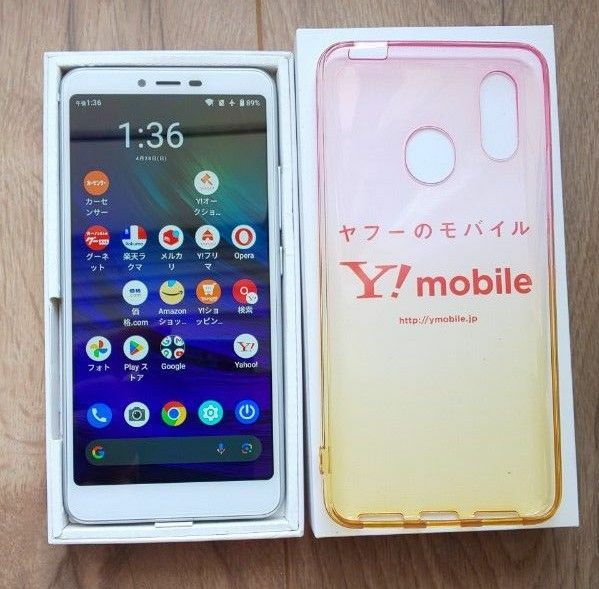 y!mobile ZTE libero S10 ホワイト ジャンク ケース付き