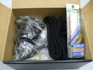 黒い特務機3号機　SLPワークス　DS　LT2000SS‐SLPW　23LIMITED　　OPカーボンライトハンドル装着　ピコイーグル付き　未使用　②