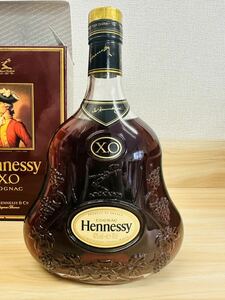 Hennessy XO ヘネシー XO　金キャップ　クリアボトル　700ml　40％　ブランデー　コニャック　箱つき　未開栓
