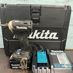 ●B804 makita TD171D 充電式インパクトドライバ 18V 電動工具 バッテリー バッテリーチャージャー付属 動作品の画像1