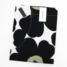 《マリメッコmarimekko／新品》ピエニウニッコ エプロン PIENI UNIKKO ESILINA APRON／64161 030／ホワイト/ブラック／MR000693_画像2