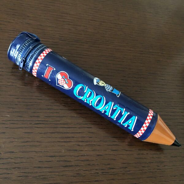 クロアチア土産 鉛筆型 ペンケース