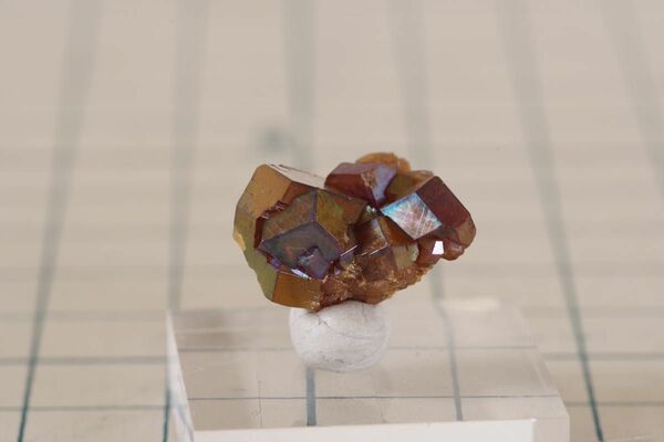 国産鉱物　 鉱物標本　 原石　 天然石　レインボーガーネット