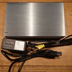 ジャンク品 LACIE 外付けHDD 4TB ポルシェ・デザイン LCH-PSD040U3A