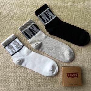 Levi’sリーバイス　靴下(ソックス) 3足組　　　　　　　　サイズ25〜27cm