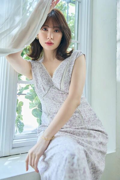 完売【美品】Her lip to Lace Trimmed Floral Dress：Sサイズ mauve