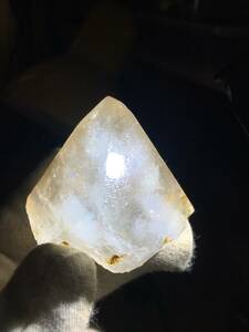 (P14) トパーズ (409.00ct)