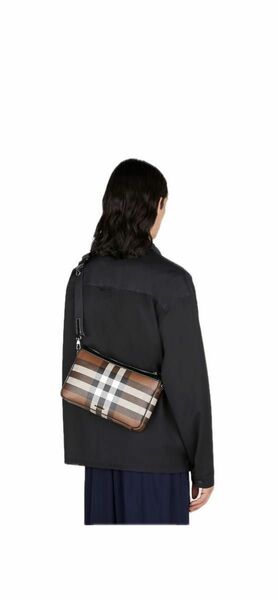 Burberry バーバリー　クロスボディバッグ　22AW