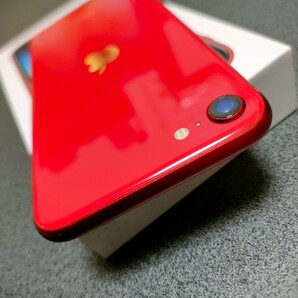 iPhone SE2【iPhone SE 第2世代】【256GB】【Product RED】【キャリアロック解除 SIMフリー】【バッテリー最大量93％】【液晶 新品交換】の画像4
