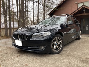 BMW 523i ツーリング 直列６気筒（ブラックサファイア）５シリーズ　F11 内装ベージュ革